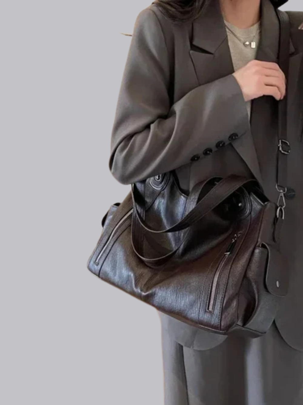 Naomi's Stylish Urban Handbag