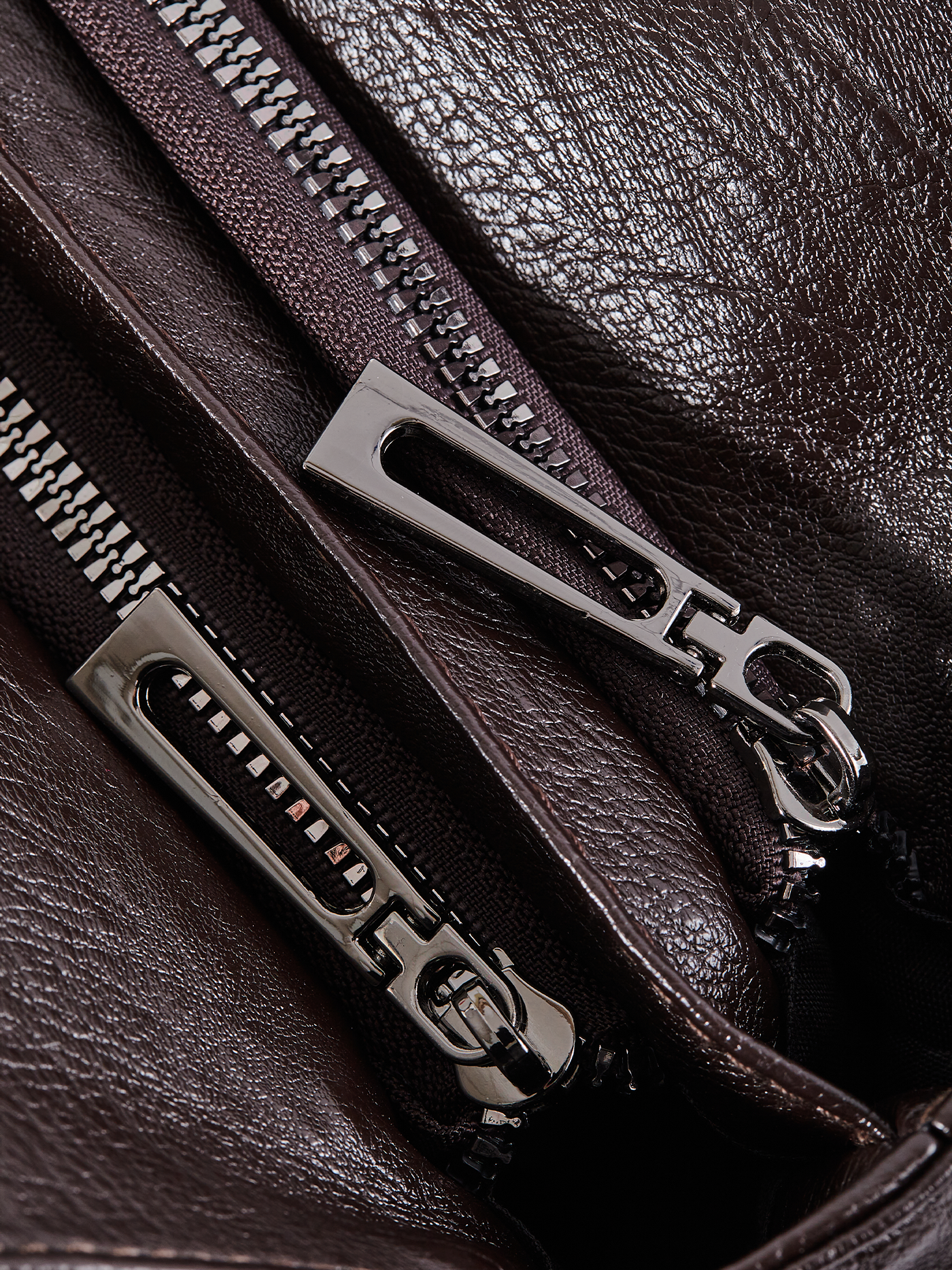 Naomi's Stylish Urban Handbag