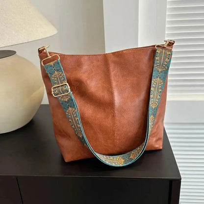 Arissa's Vintage Charm Shoulder Bag