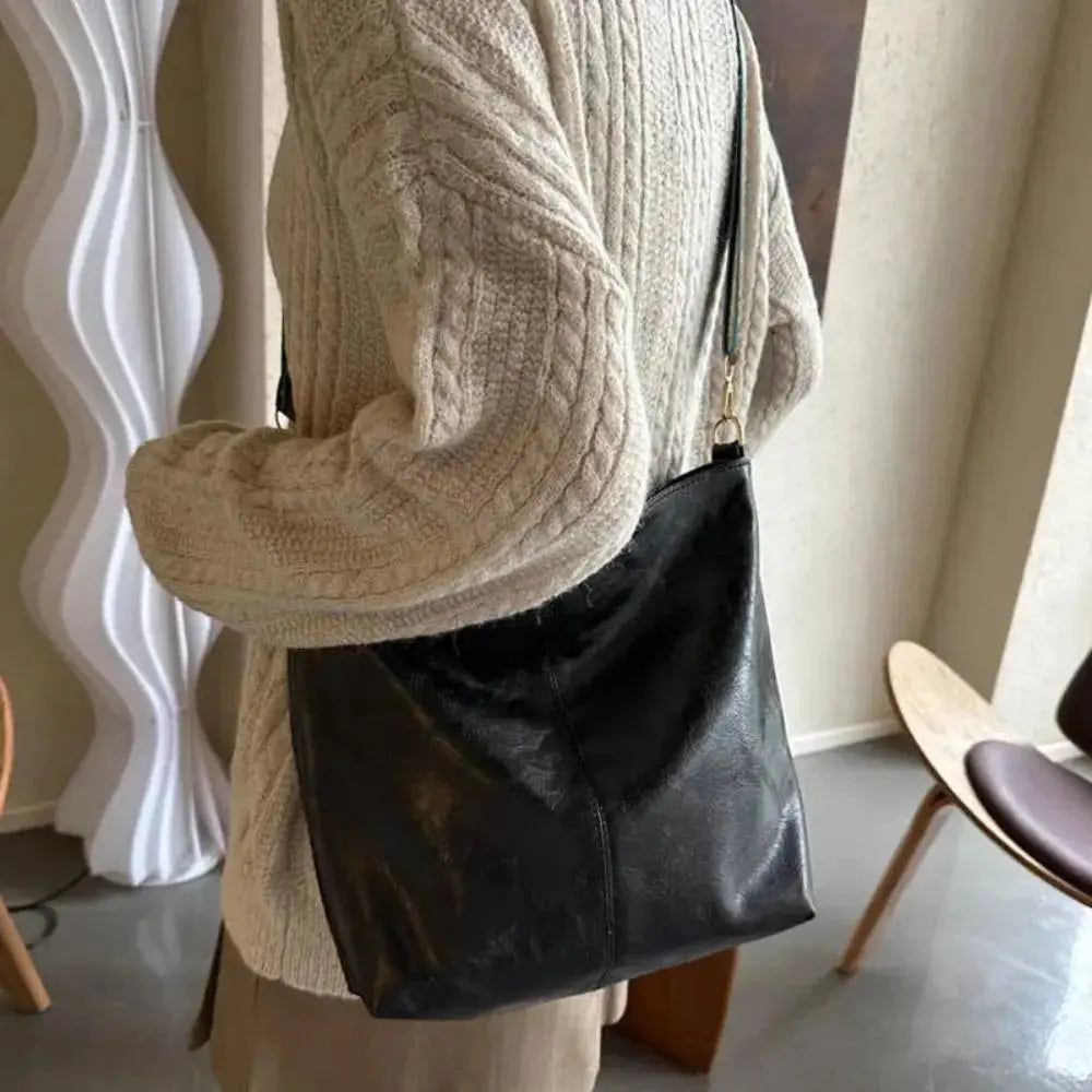 Arissa's Vintage Charm Shoulder Bag