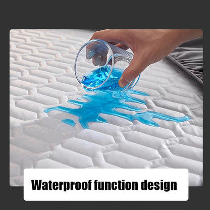 Waterproof Hypoallergenic Mattress Protector — Sleep Clean & Dry Every Night
