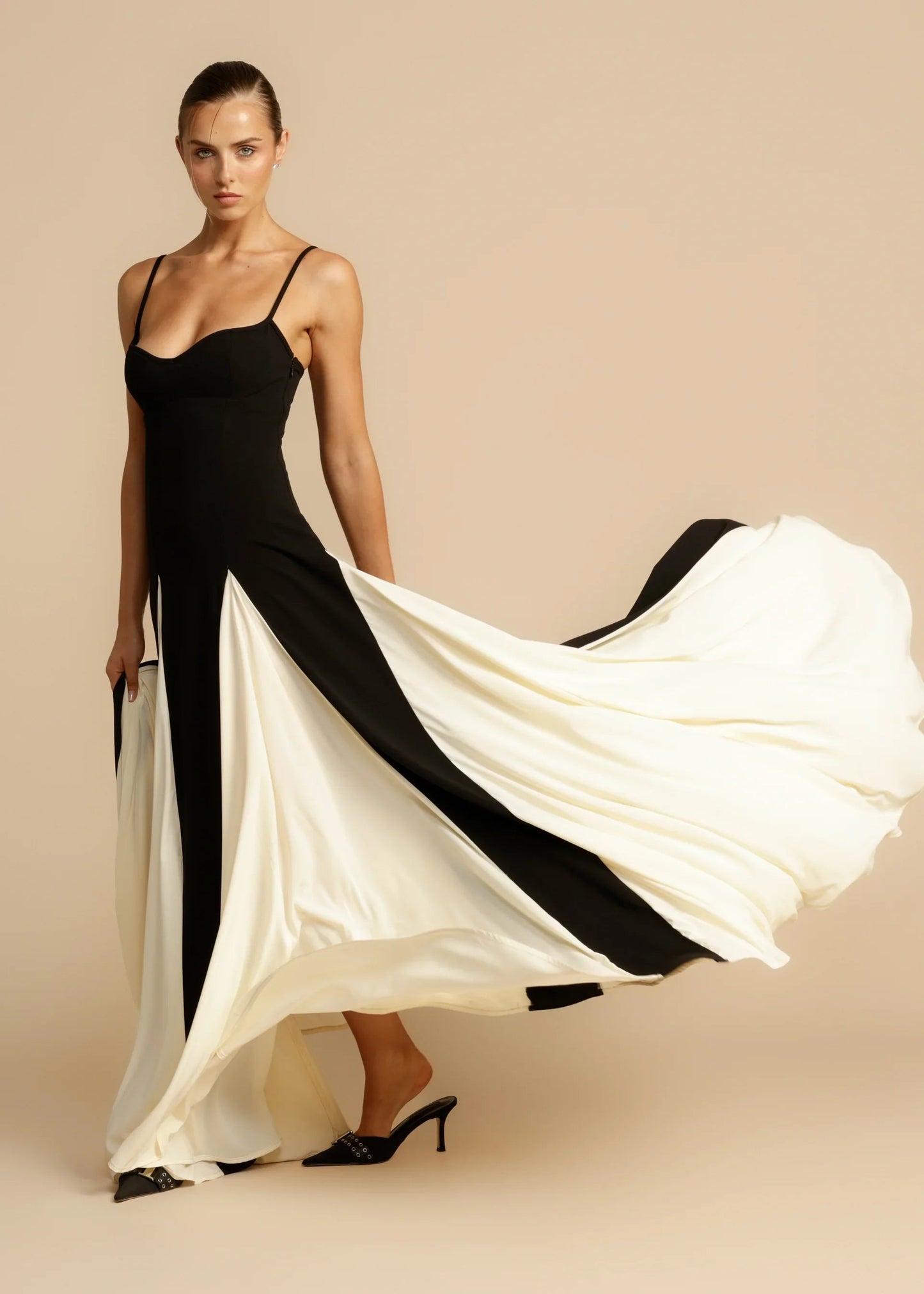 Scarlett™ | Elegant Evening Dress